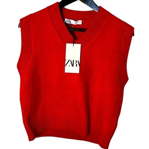Zara Red Wool Sleeveless Sweater - NWT - Picture 3 of 3